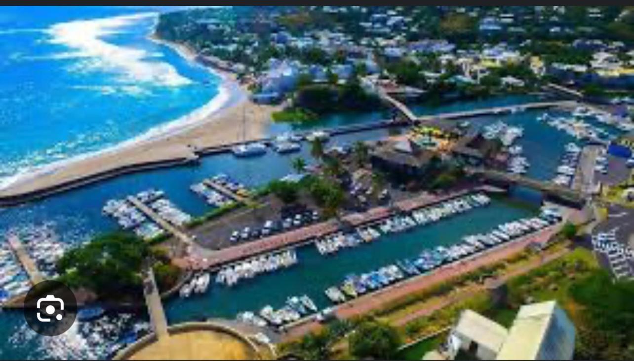 Case A Roches Saint-Gilles-les Bains Luaran gambar